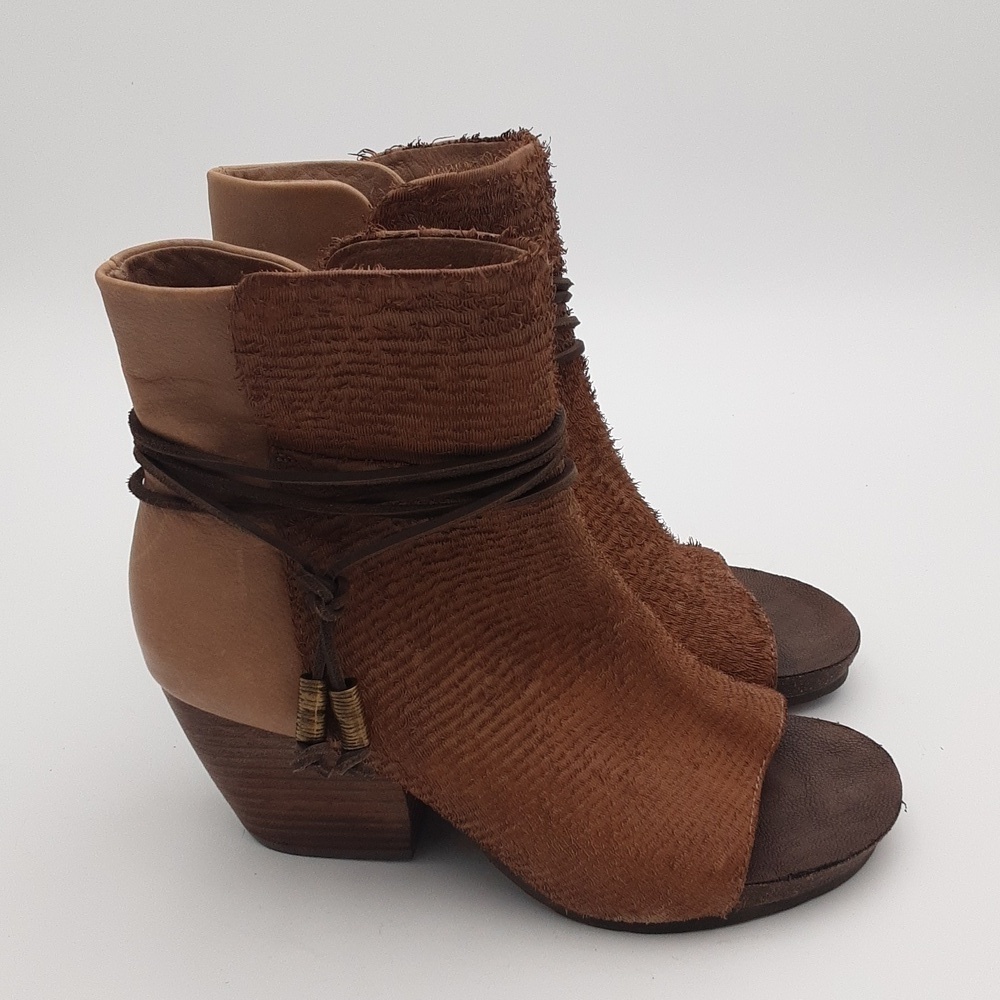 OTBT Women's Vagabond Open Toe
Booties Brown Ankle chunky Y2K festival women 8.5 - Picture 4 of 15